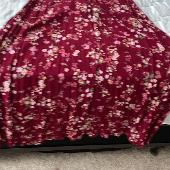 Almost Famous brought from Belk Store Size M - Picture 7 of 11